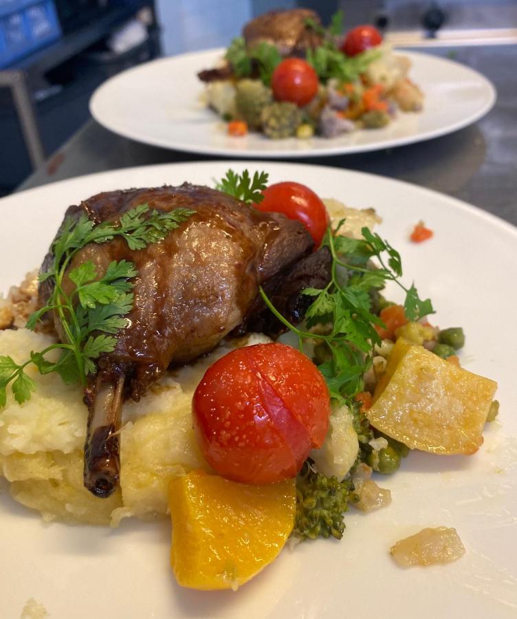 Logis Hotel Bellevue Restaurant La Pomme D'Or Coucy-le-Château-Auffrique 外观 照片