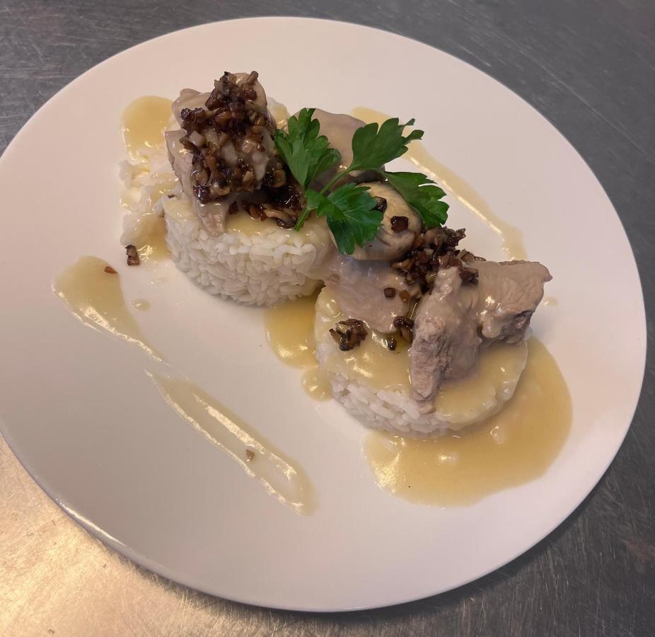 Logis Hotel Bellevue Restaurant La Pomme D'Or Coucy-le-Château-Auffrique 外观 照片