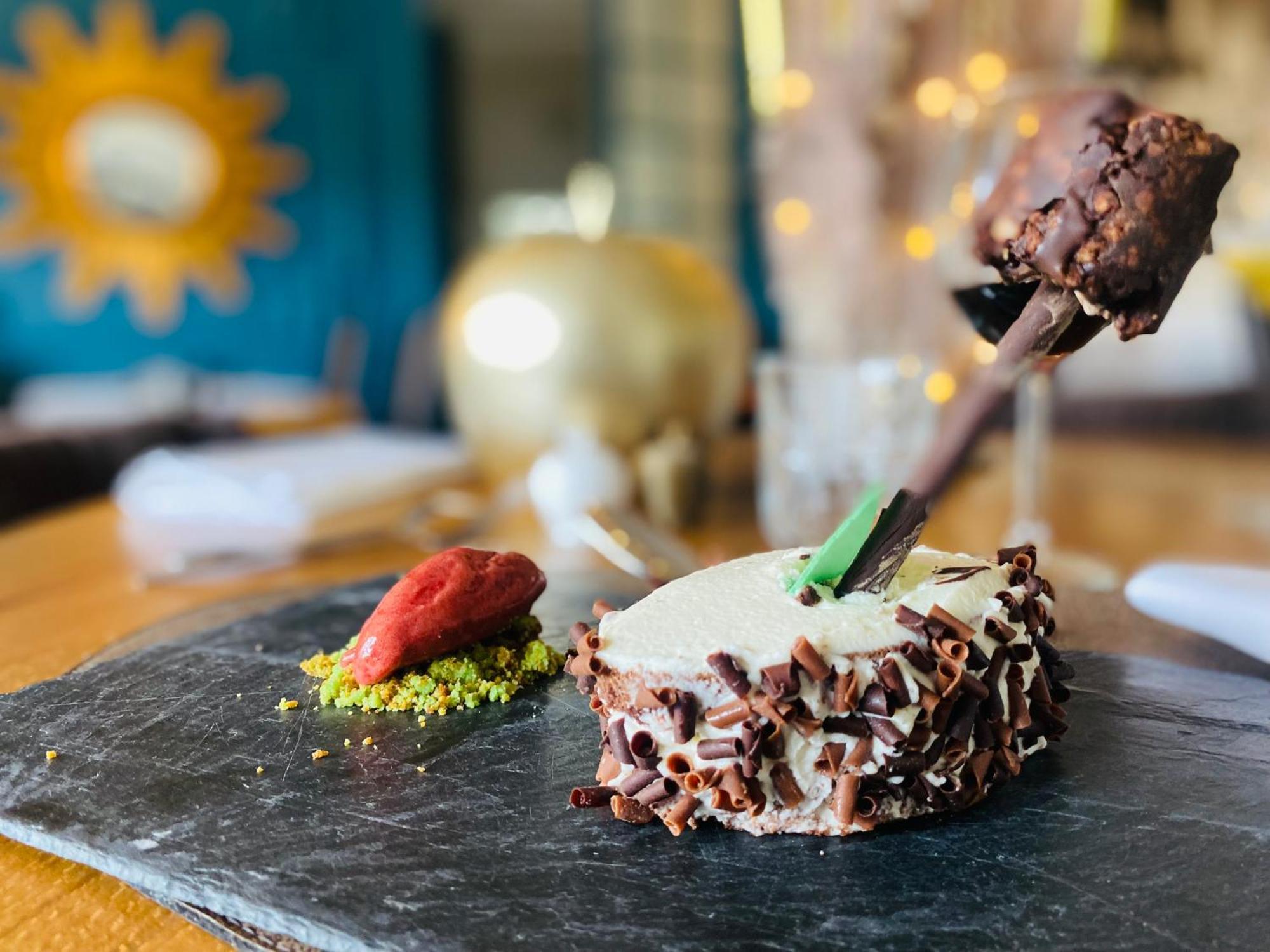 Logis Hotel Bellevue Restaurant La Pomme D'Or Coucy-le-Château-Auffrique 外观 照片